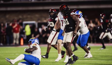 Texas Tech's dominant defense in action against Kansas